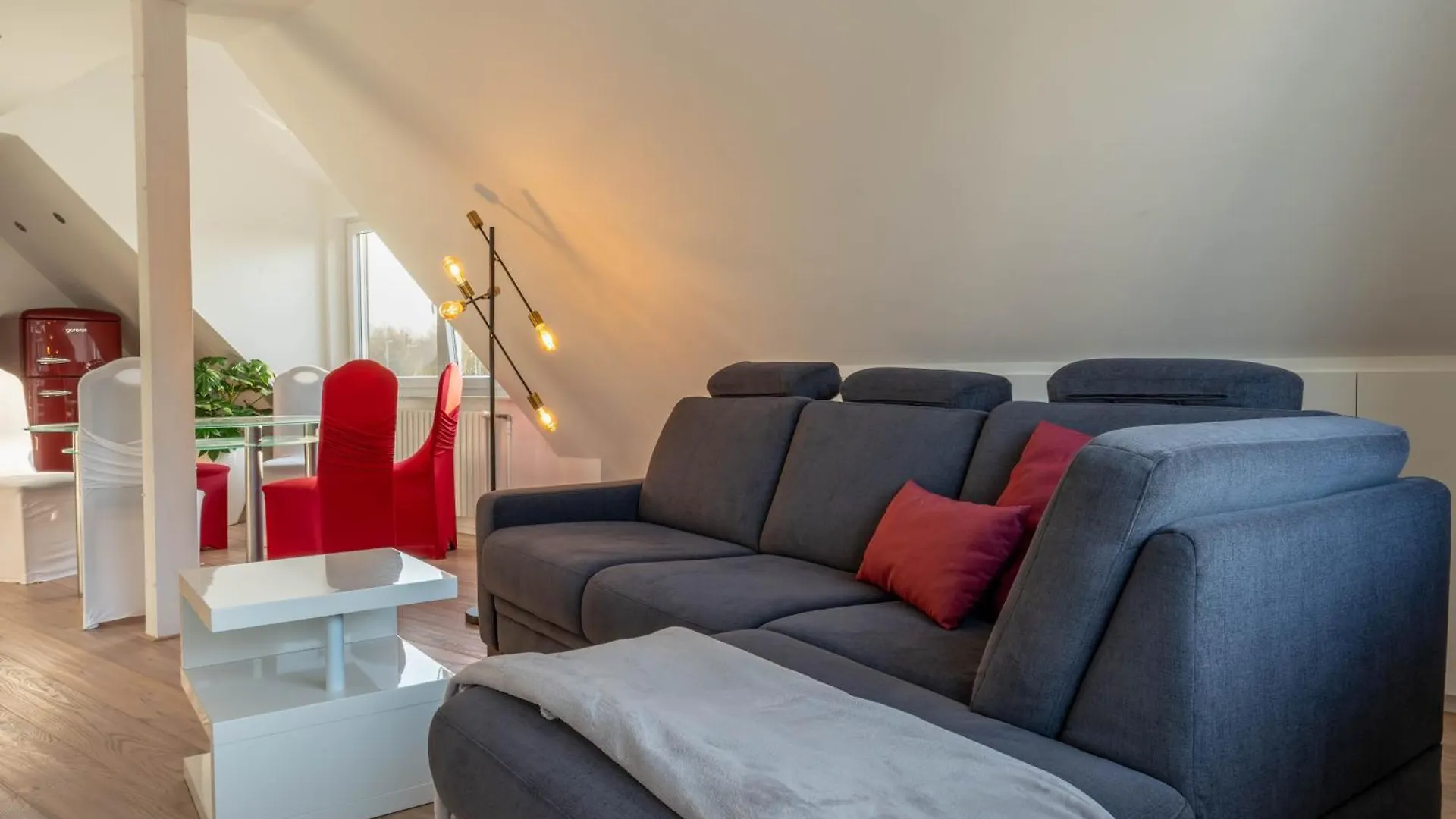 Renoviertes Apartment In Troisdorf